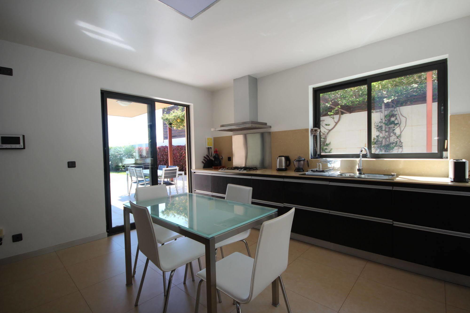 Villa Vitoria - By Lovelystay Funchal  Extérieur photo